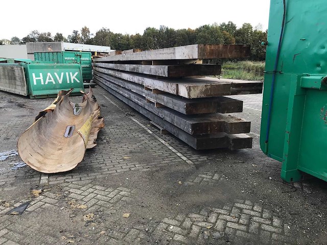 Houten spant nr 40 20x102/140x2160cm - afbeelding 2 van  2