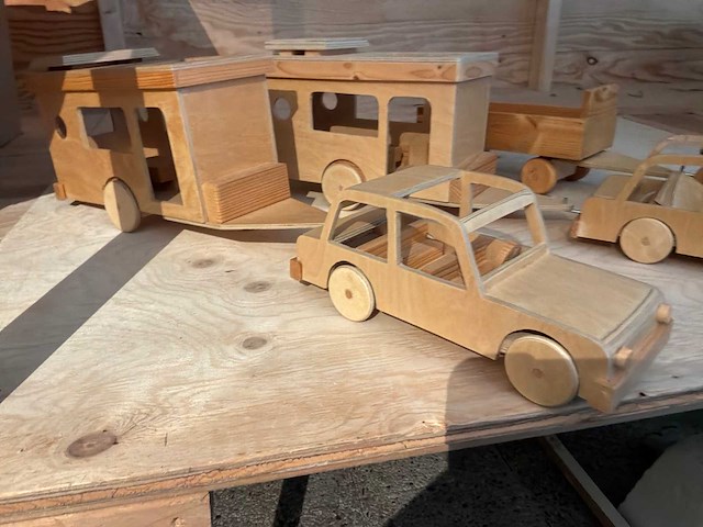 Houten speelgoed (3x) - afbeelding 4 van  4