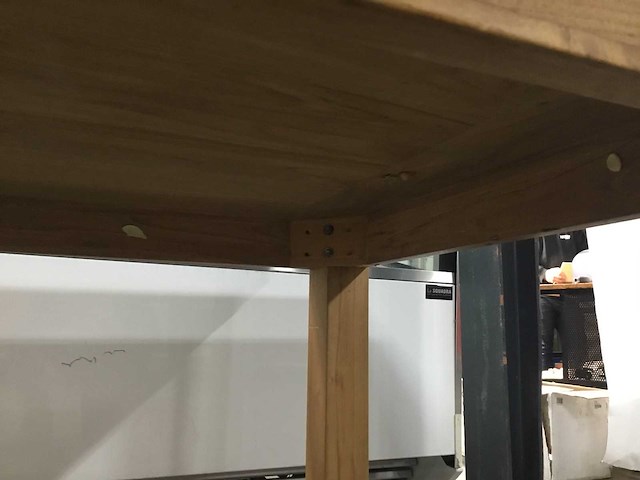 Houten stamtafel - afbeelding 4 van  4