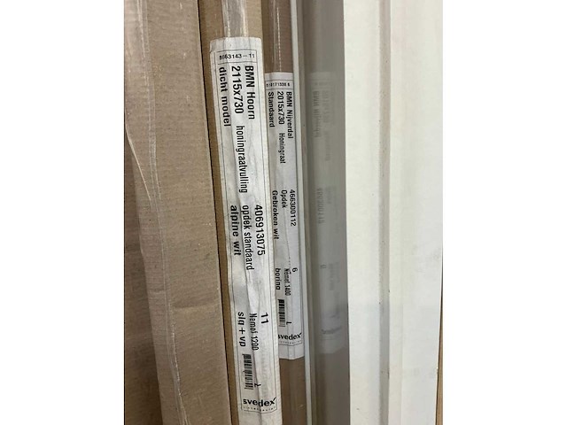 Houten stelling met deuren (26x) - afbeelding 6 van  11