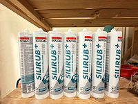 Houten stelling met inhoud - afbeelding 3 van  6