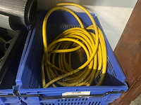 Houten stelling met inhoud - afbeelding 6 van  7