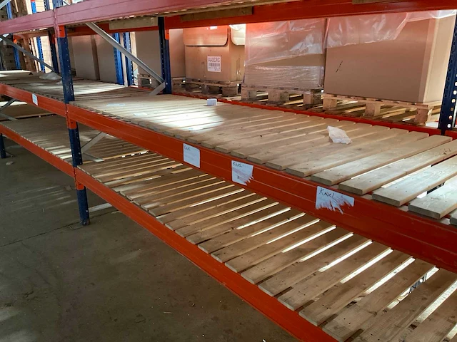 Houten stelling vloeren - afbeelding 1 van  9