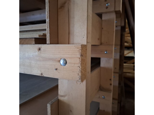 Houten stelling - afbeelding 8 van  9