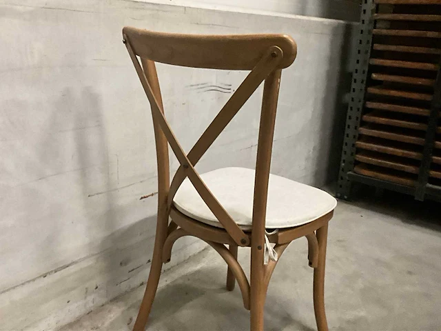 Houten stoel (20x) - afbeelding 4 van  5