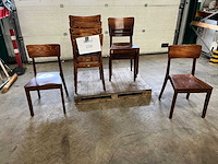 Houten stoel (9x) - afbeelding 1 van  1