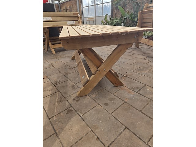 Houten tafel met 4x bank talen - afbeelding 2 van  12