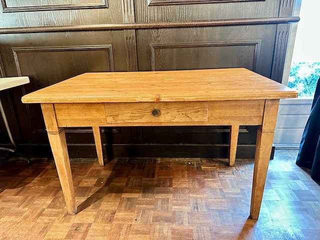 Houten tafel met lade - afbeelding 1 van  4