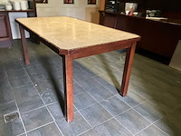 Houten tafel - afbeelding 3 van  3