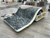 Houten tapijtdisplay (2x) - afbeelding 3 van  3