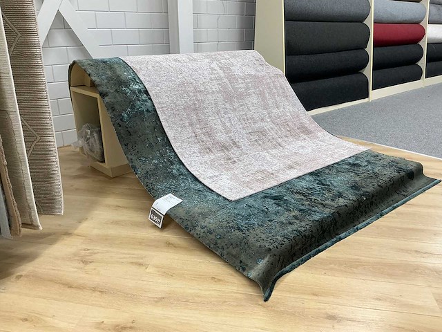 Houten tapijtdisplay (2x) - afbeelding 2 van  6