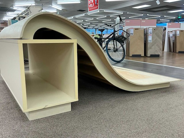 Houten tapijtdisplay (6x) - afbeelding 4 van  5