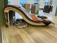 Houten tapijtdisplay - afbeelding 3 van  3