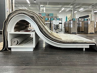 Houten tapijtdisplay - afbeelding 3 van  3