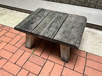 Houten terrastafel - afbeelding 1 van  3