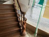 Houten trap eigen handwerk eik europees - afbeelding 1 van  3