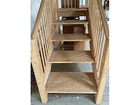Houten trap - afbeelding 4 van  9