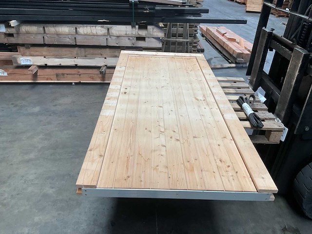 Houten tuindeur met kozijn - 209x119 cm - afbeelding 1 van  10