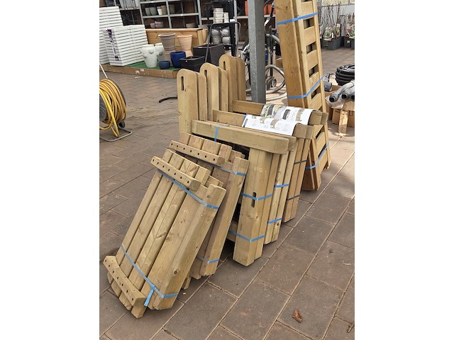 Houten tuinset talen - afbeelding 2 van  4