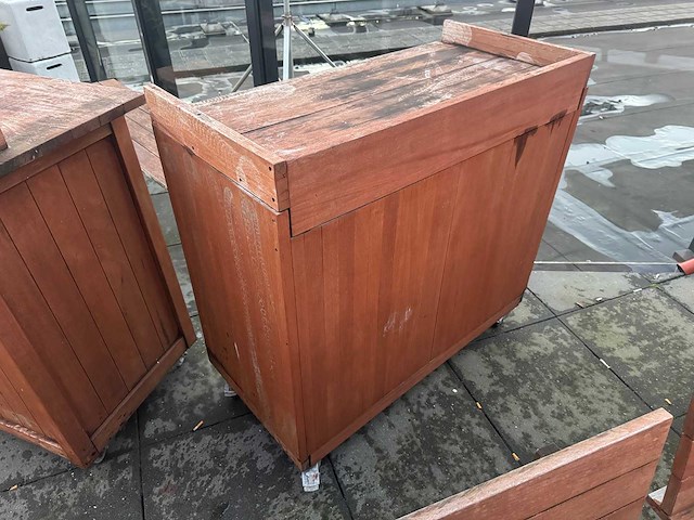 Houten verrijdbaar servicemeubel - afbeelding 1 van  5