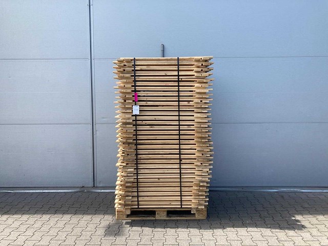 Houten vlonder 1170x1100mm (60x) - afbeelding 1 van  3