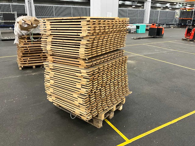 Houten vlonders - magazijnstelling - 127x100 cm (20x) - 133x100 cm (22x) - afbeelding 2 van  3