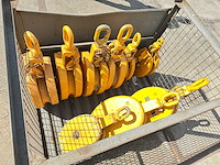 Houten voetblok (9x) - afbeelding 1 van  5