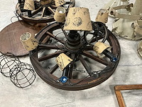 Houten wagenwiel-lamp (2x) - afbeelding 4 van  5