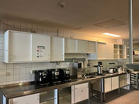 Houten wandkast (3x) - afbeelding 1 van  9
