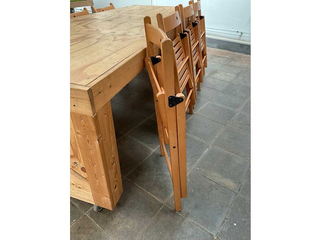 Houten werkbank | verrijdbaar | met 8 klapstoelen - afbeelding 4 van  17