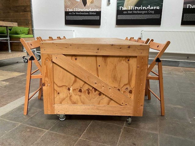Houten werkbank | verrijdbaar | met 8 klapstoelen - afbeelding 11 van  17