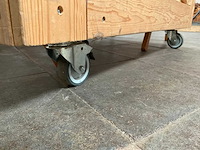 Houten werkbank | verrijdbaar | met 8 klapstoelen - afbeelding 12 van  17