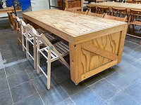 Houten werkbank | verrijdbaar | met 8 klapstoelen - afbeelding 8 van  14