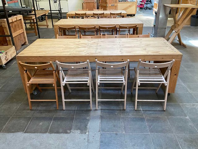 Houten werkbank | verrijdbaar | met 8 klapstoelen - afbeelding 9 van  14