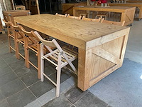 Houten werkbank | verrijdbaar | met 8 klapstoelen - afbeelding 1 van  12