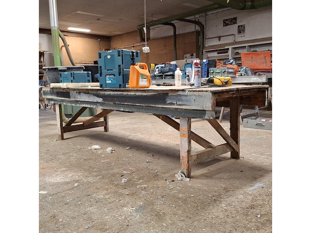Houten werkbank - afbeelding 2 van  9