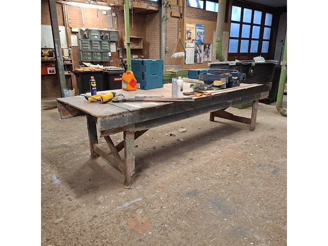 Houten werkbank - afbeelding 5 van  9