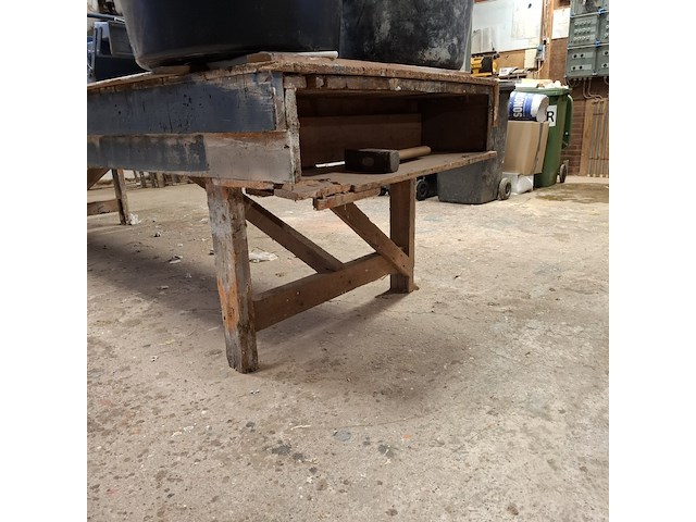 Houten werkbank - afbeelding 7 van  9