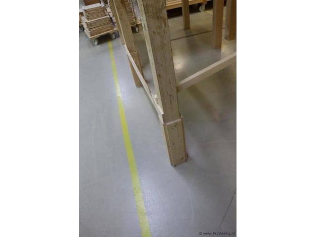 Houten werktafel - afbeelding 4 van  5