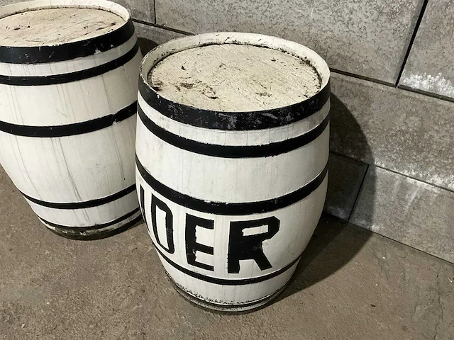 Houten wijnvat (2x) - afbeelding 4 van  7
