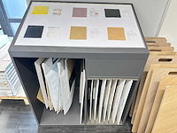 Houten winkeldisplay (2x) - afbeelding 2 van  4