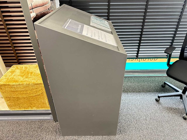 Houten winkeldisplay (2x) - afbeelding 4 van  4