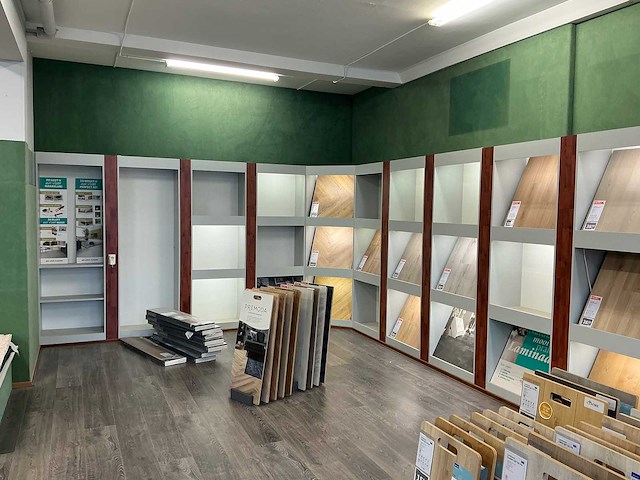 Houten winkelstelling - afbeelding 1 van  7