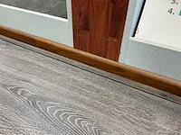 Houten winkelstelling - afbeelding 6 van  7