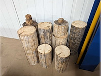 Houten zuilen - afbeelding 1 van  1