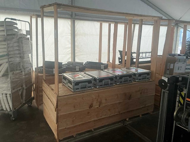 Houtenkraam 2 meter (4x) - afbeelding 2 van  2