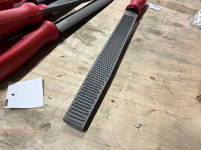 Houtrasp (9x) - afbeelding 1 van  1