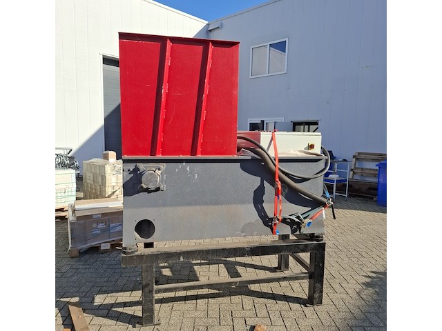 Houtshredder - afbeelding 1 van  10