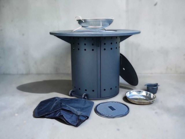 Houtskool ambience barbecue/vuurtafel - compleet met accessoires - afbeelding 1 van  10