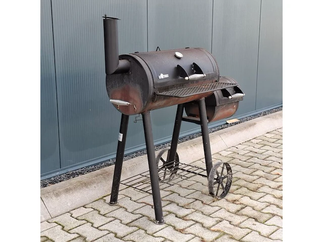 Houtskool barbecue, el fuego - afbeelding 2 van  6